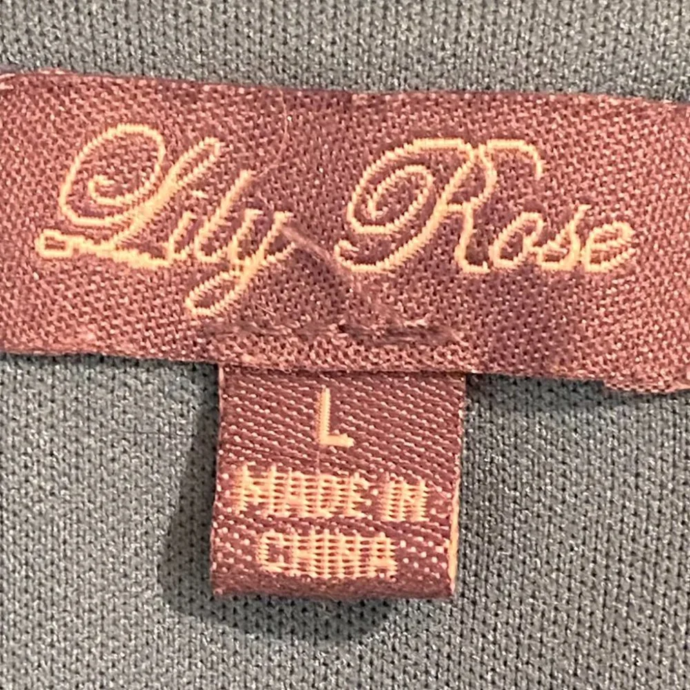 Lily Rose Printed Blouse - Picture 5 of 5